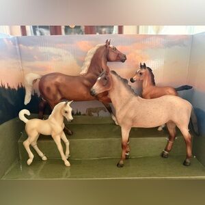2013 BREYER #1391 Cloud Challenge Of The Stallion Offspring Of Cloud